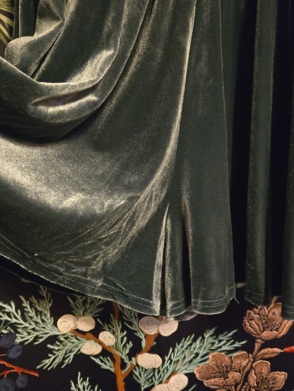 Urban Outfitters New Forest Green Velvet Tie-Front Dress Skort Romper Medium - Picture 3 of 3